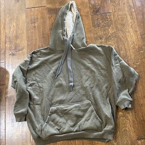 American Eagle oversized sweatshirt